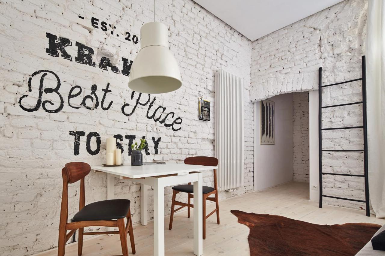 Old New - Prime Location On Main Square Apartment Krakow Bagian luar foto