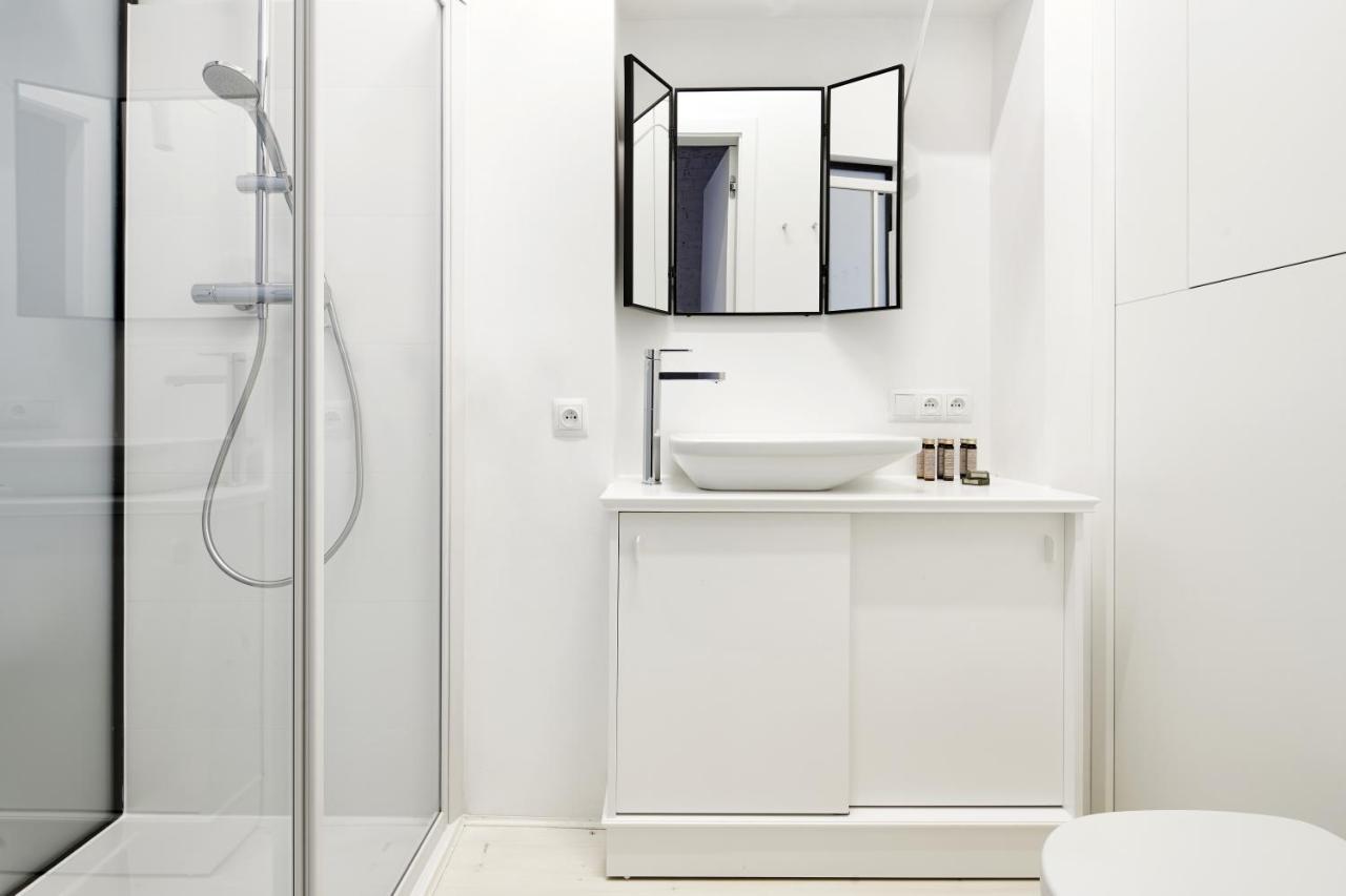 Old New - Prime Location On Main Square Apartment Krakow Bagian luar foto