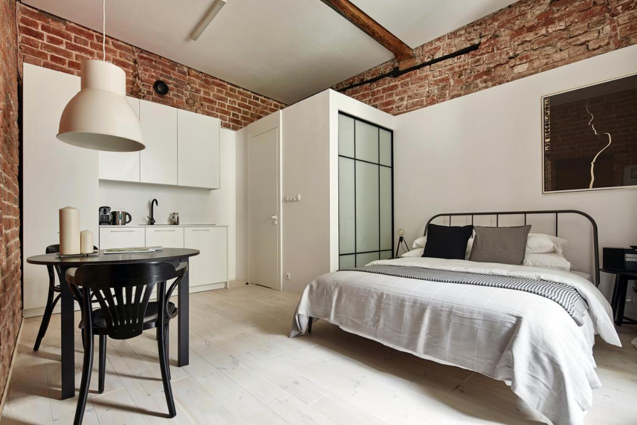 Old New - Prime Location On Main Square Apartment Krakow Bagian luar foto